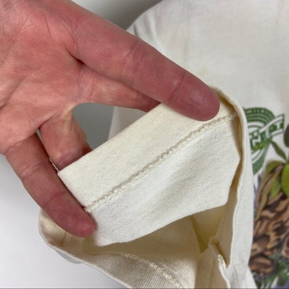 Vintage Tee Single Stitch Short Sleeve White Amazon Rainforest Size Large TShirt - Picture 4 of 12